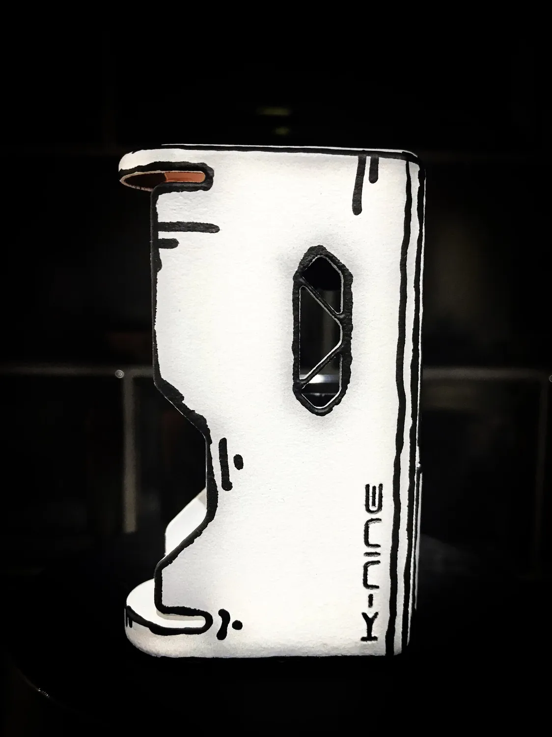 Animodz K-Nine 60-C Box AIO P-Tank Bianca Cel Shading